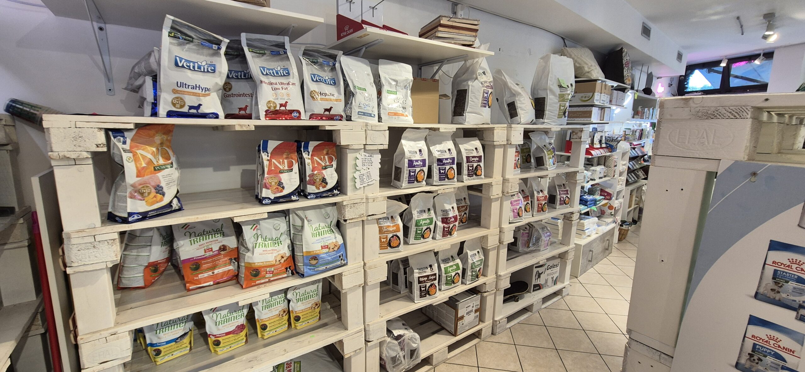 Reparto alimenti Pet's Home Caorle - foto 7